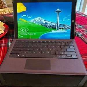 Microsoft Surface Pro 3 128GB, Wi-Fi, 12in -Silver Genuine Purple Keyboard